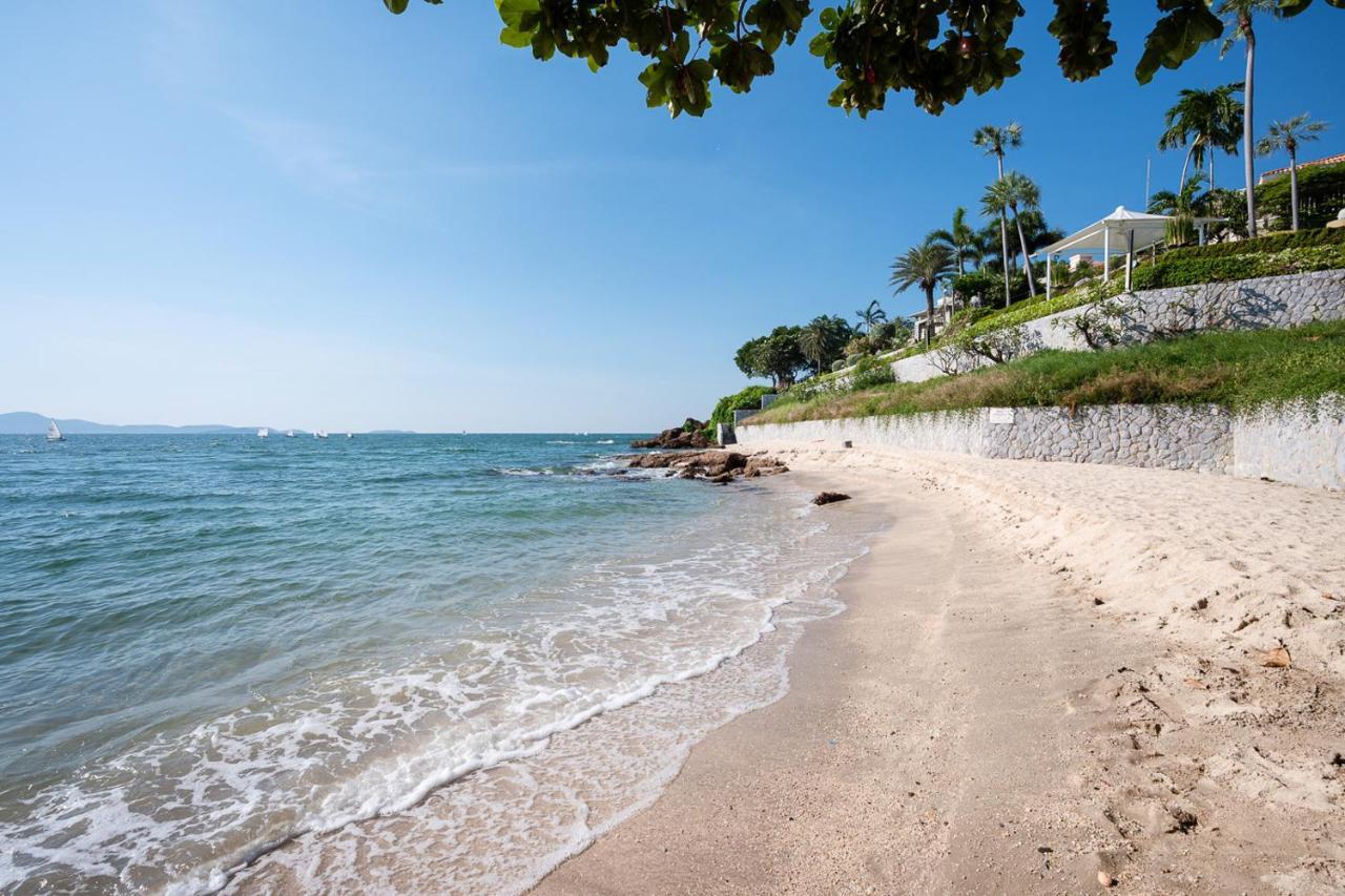 Villa Majestic Pool 4 Bedrooms Private Pattaya