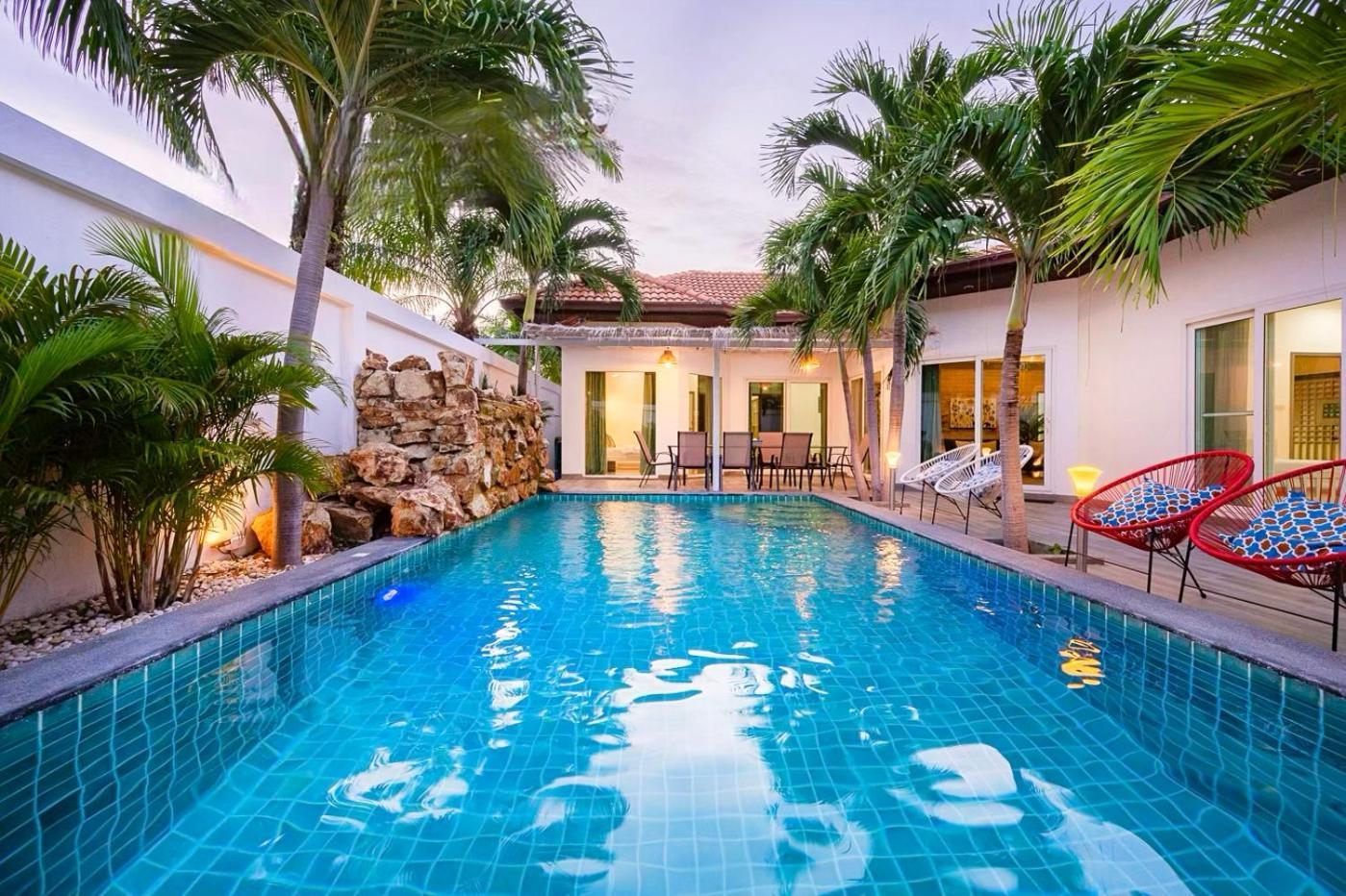 Villa Majestic Pool 4 Bedrooms Private Pattaya